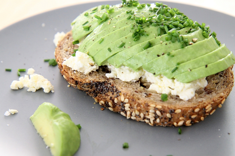 avo-on-toast3-resized